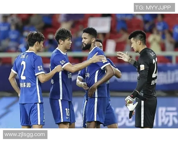 武汉羽毛球队在洲际杯积分榜上以52分稳居第一名展现强劲实力 武汉羽毛球队在洲际杯积分榜上以52分稳居第一名展现强劲实力